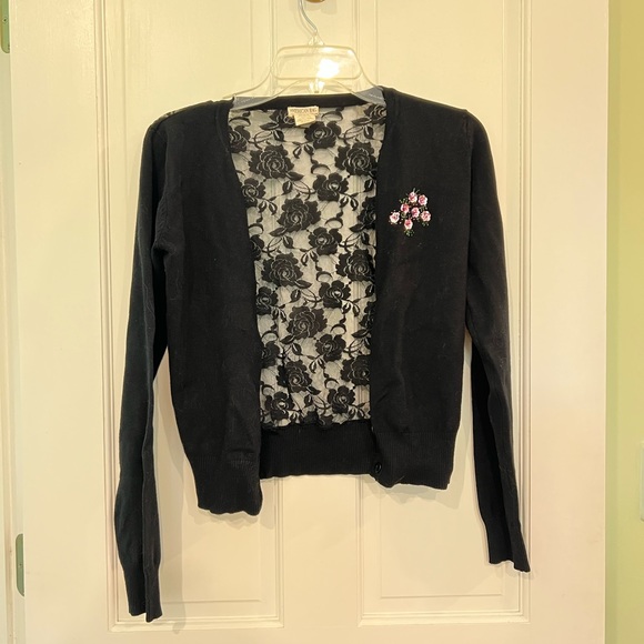 American Rag Black Cardigan With Floral Sequence And Floral Lace Pattern - Picture 5 of 6